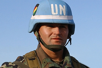 Un gardien de la paix des Nations Unies au Chili.