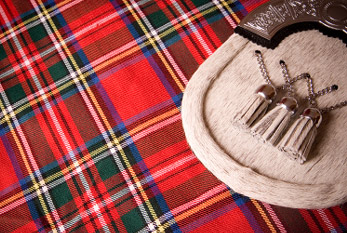 Kilt et escarcelle sur le Jour du tartan.